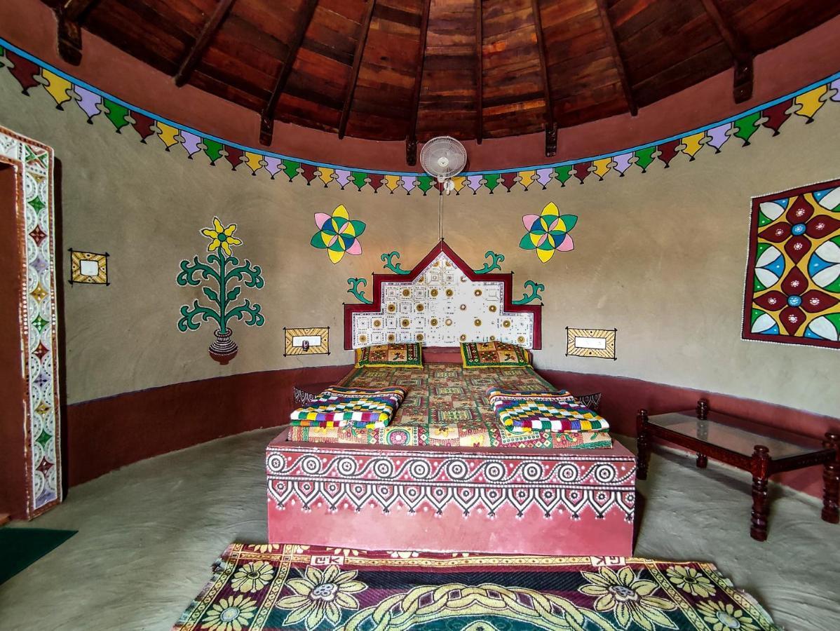 فندق Royal King Dhordo المظهر الخارجي الصورة